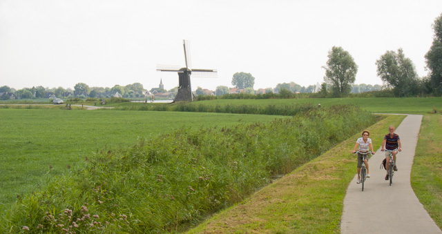 Windmill Doris Mooltsje in Oudega. Photo © Holland-Cycling.com
