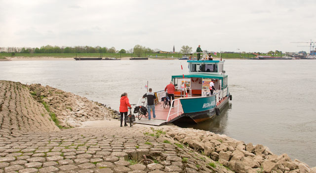 Ferry at Millingen. Photo © Holland-Cycling.com
